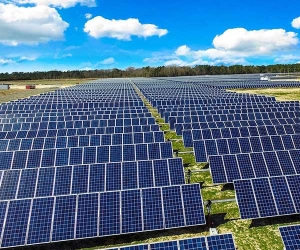 What can the solar energy industry bring to the earth and mankind？